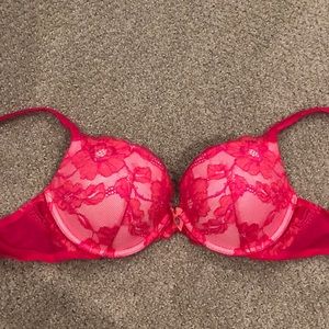 Victoria’s Secret Bra size 34D